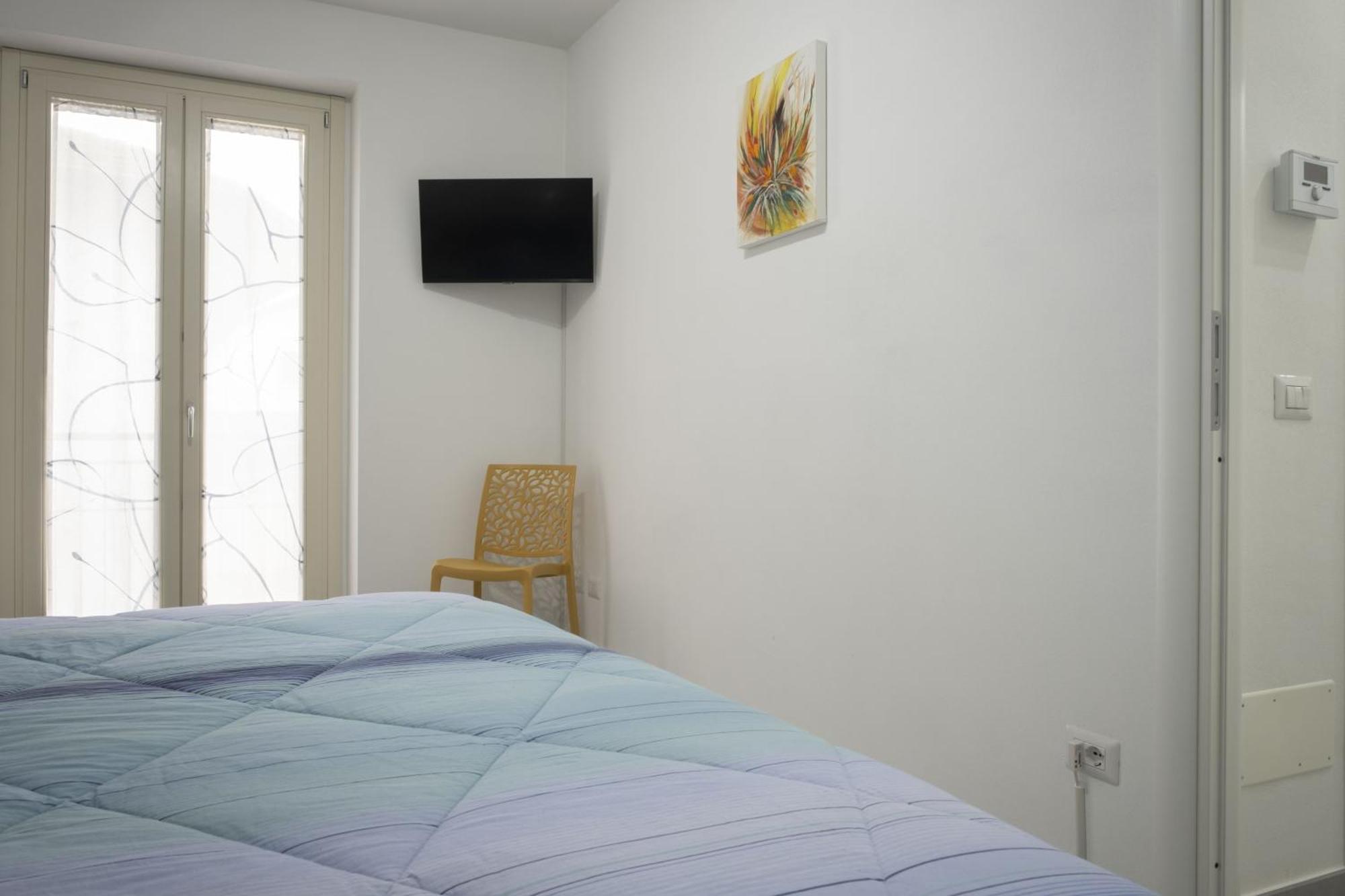 Appartamento Clalia Luino Buitenkant foto